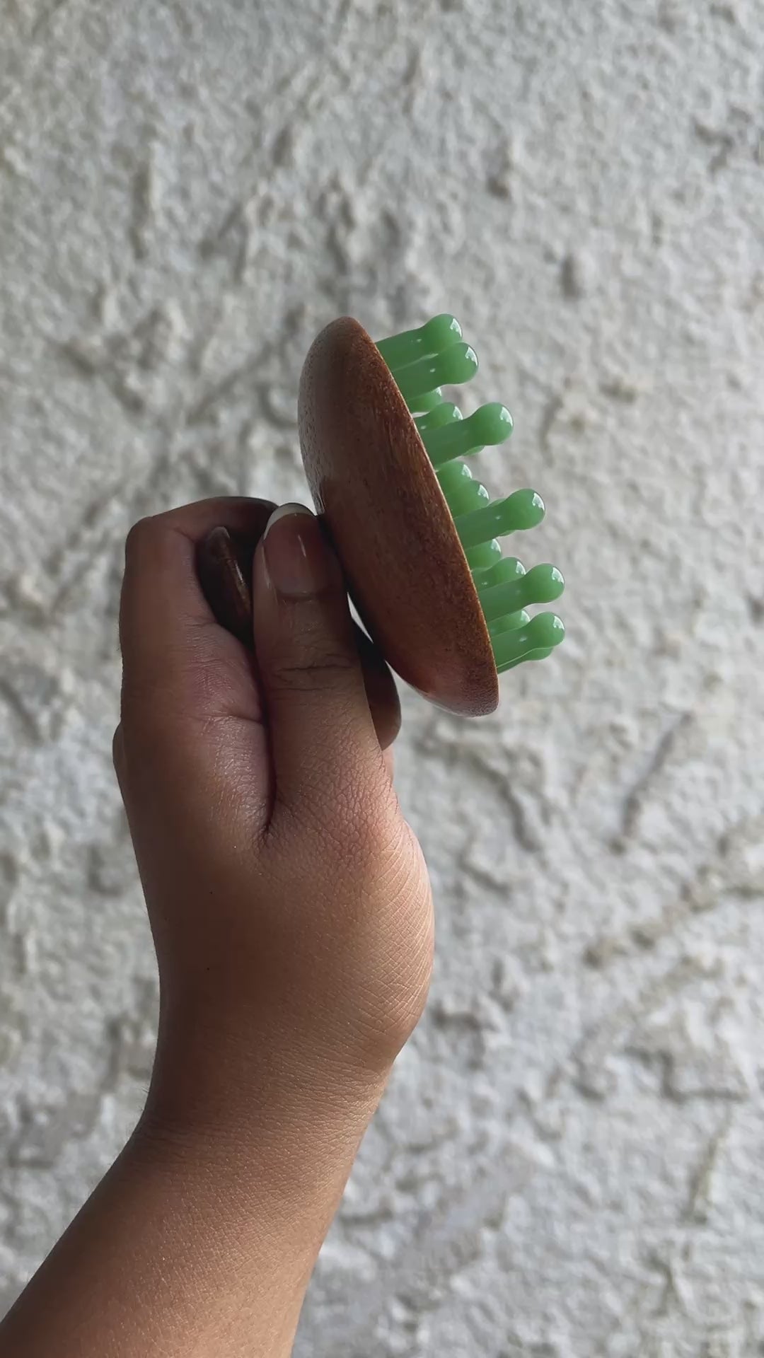 SustainGo Jade Stone wooden Head & Scalp Massager